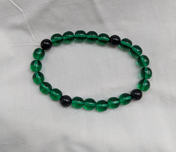 Unisex green black glass beads with elastic band size 8mm
