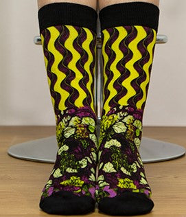 Unisex male female colorful cotton lycra good quality fabric yellow purple black flowers design socks